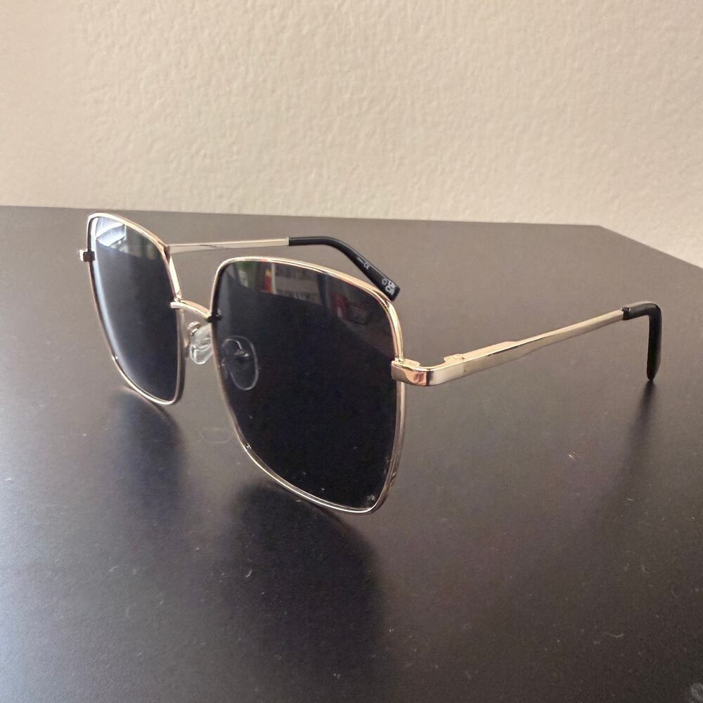 Le Specs The Cherished 2202462 - Black and GOld